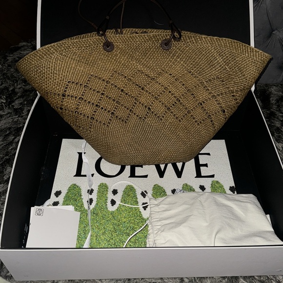 Loewe Large Anagram Basket Olive green basket bag - Picture 2 of 8